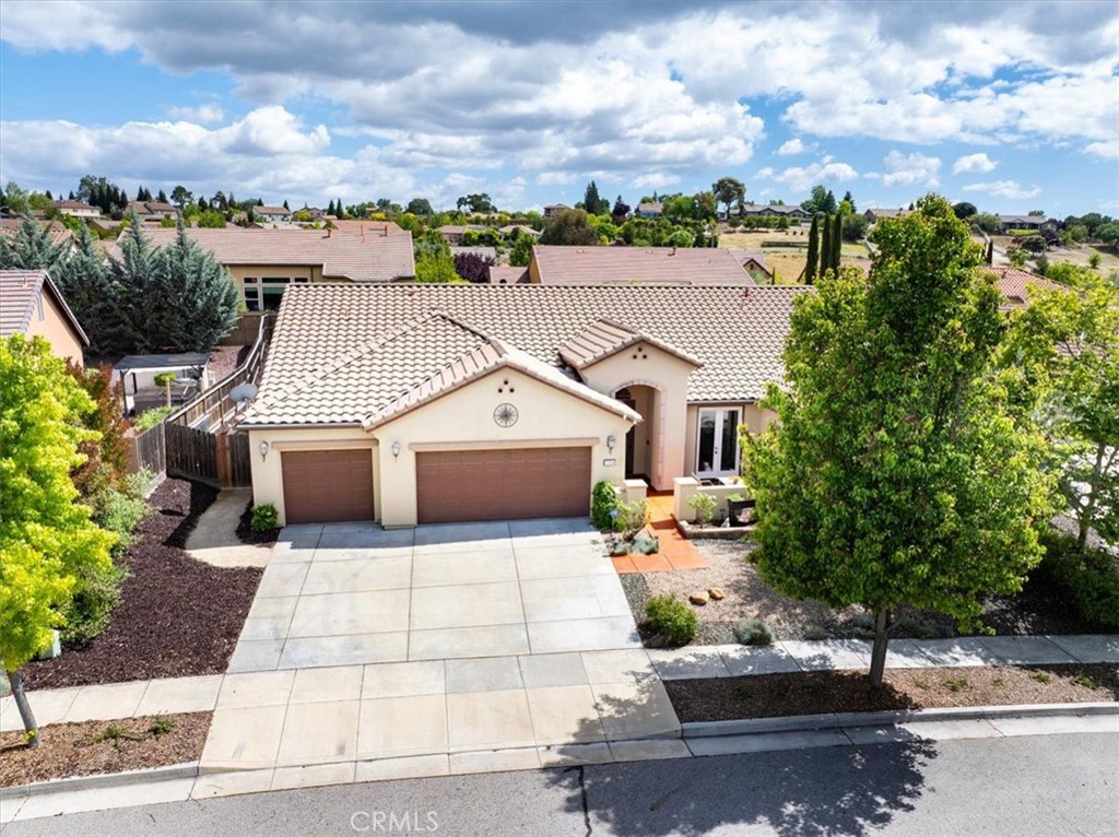 204 Victoria Ct, Paso Robles, CA 93446