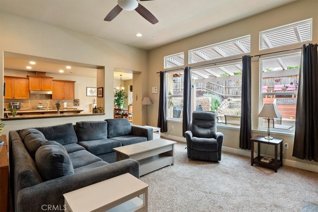 204 Victoria Ct, Paso Robles, CA 93446