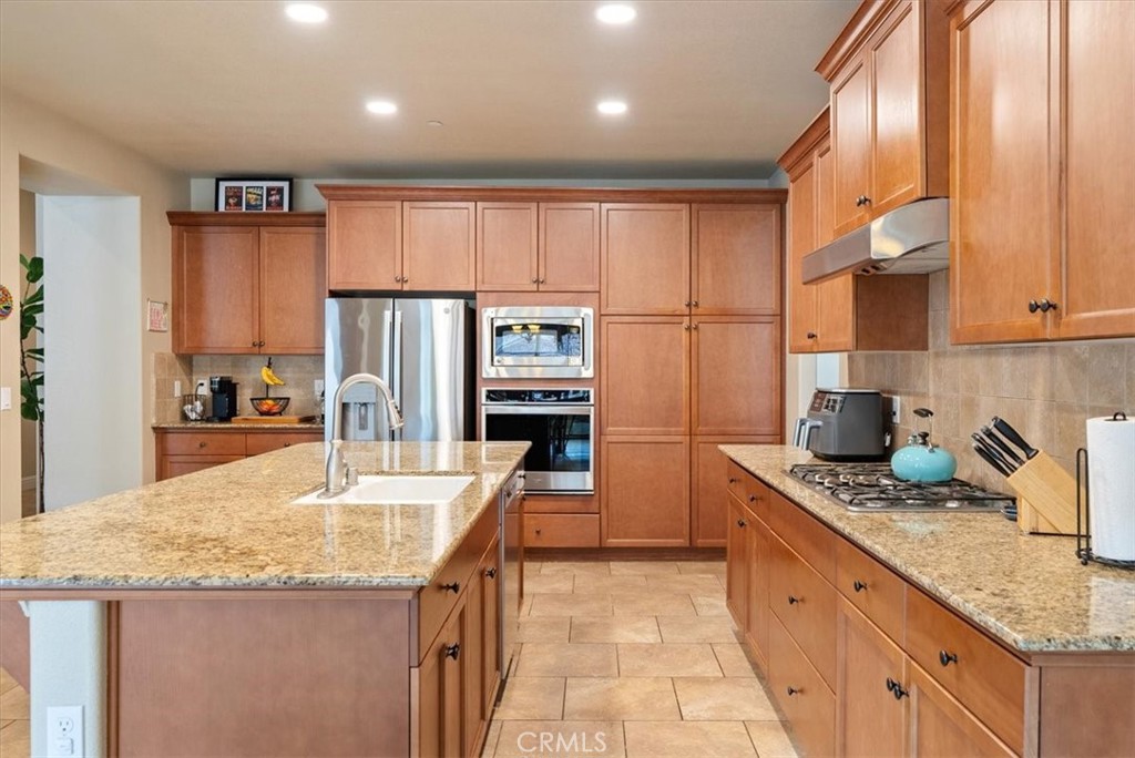 204 Victoria Ct, Paso Robles, CA 93446