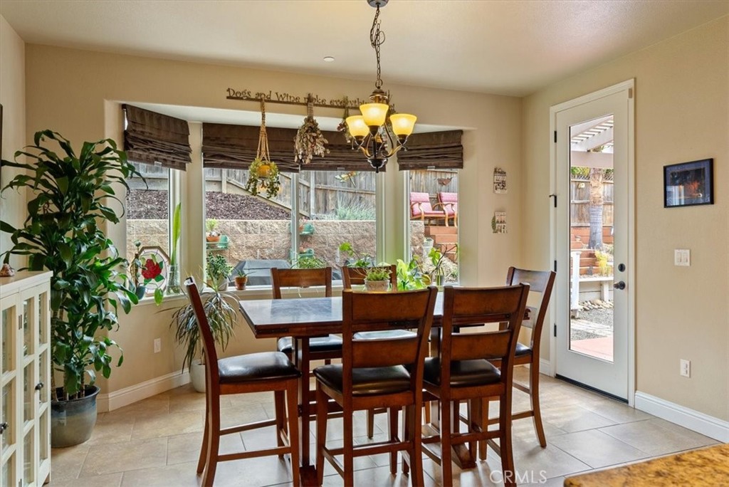 204 Victoria Ct, Paso Robles, CA 93446