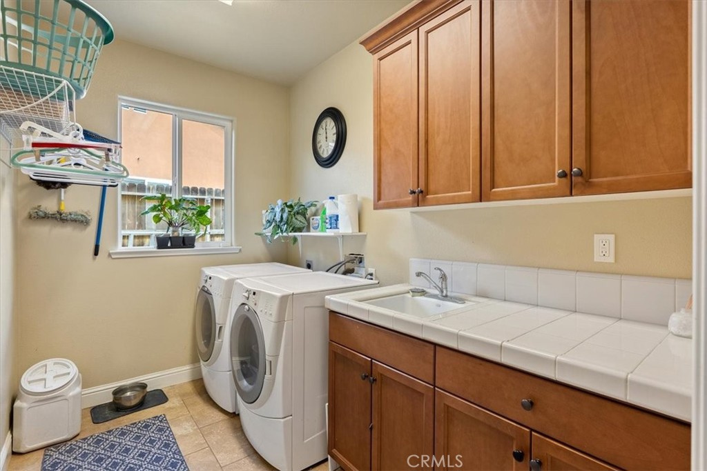 204 Victoria Ct, Paso Robles, CA 93446