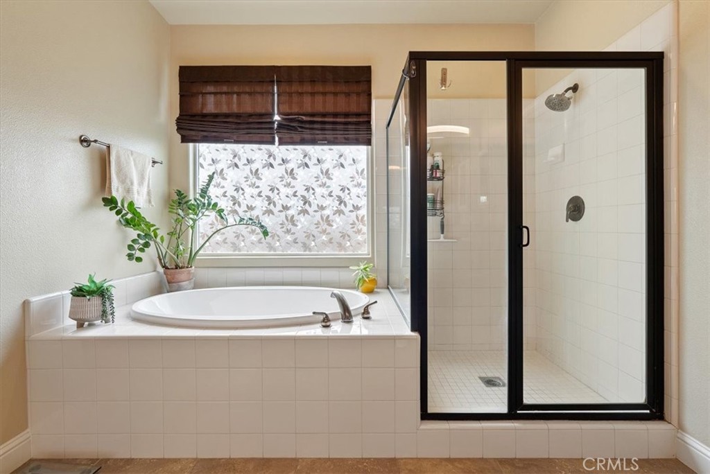 204 Victoria Ct, Paso Robles, CA 93446