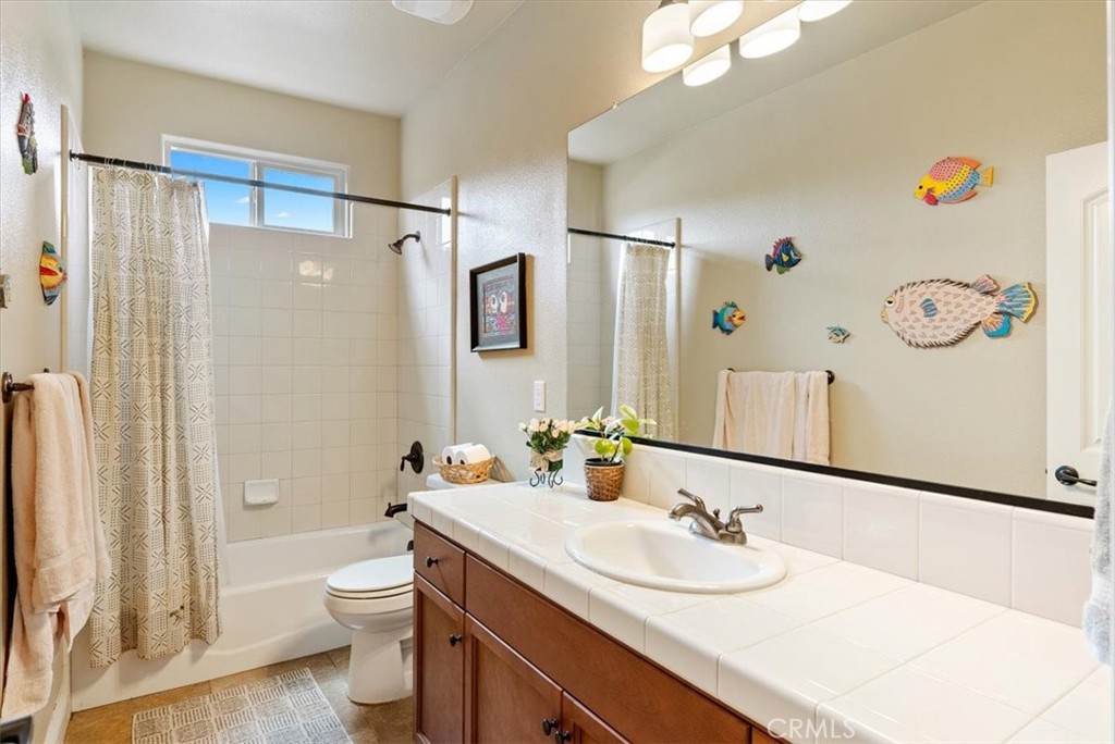 204 Victoria Ct, Paso Robles, CA 93446
