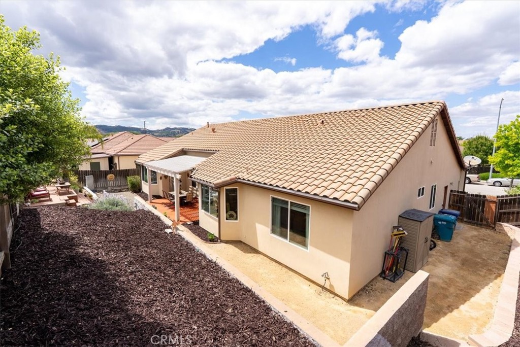 204 Victoria Ct, Paso Robles, CA 93446