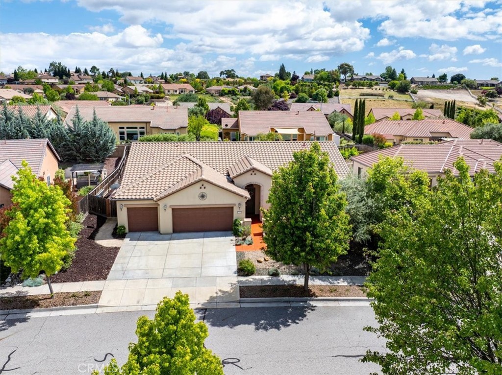 204 Victoria Ct, Paso Robles, CA 93446