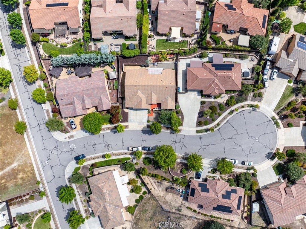 204 Victoria Ct, Paso Robles, CA 93446