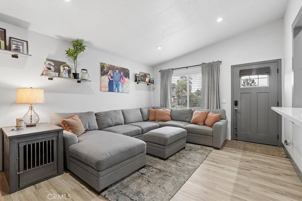 1082 Cortez Ct, San Luis Obispo, CA 93405