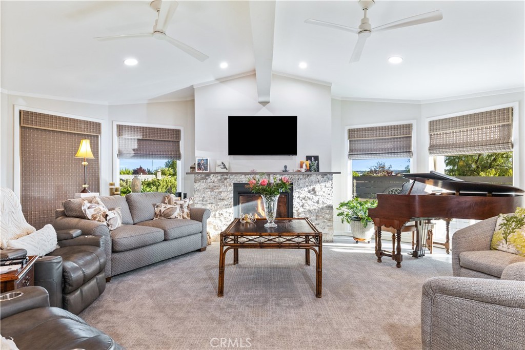 334 Quail Summit, Paso Robles, CA 93446