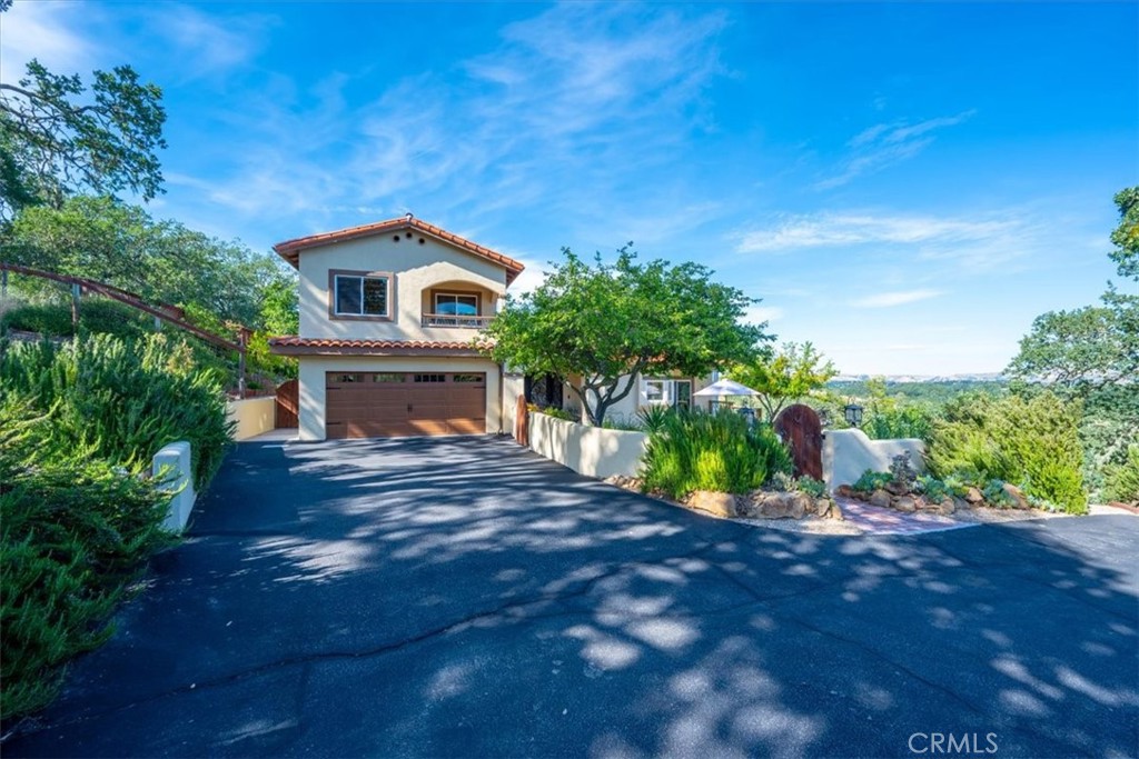 10662 Santa Ana Rd, Atascadero, CA 93422