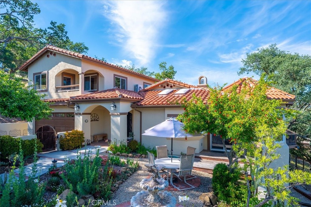 10662 Santa Ana Rd, Atascadero, CA 93422