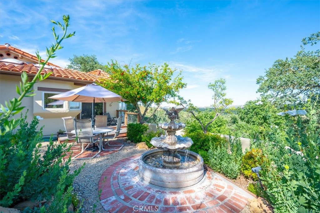 10662 Santa Ana Rd, Atascadero, CA 93422