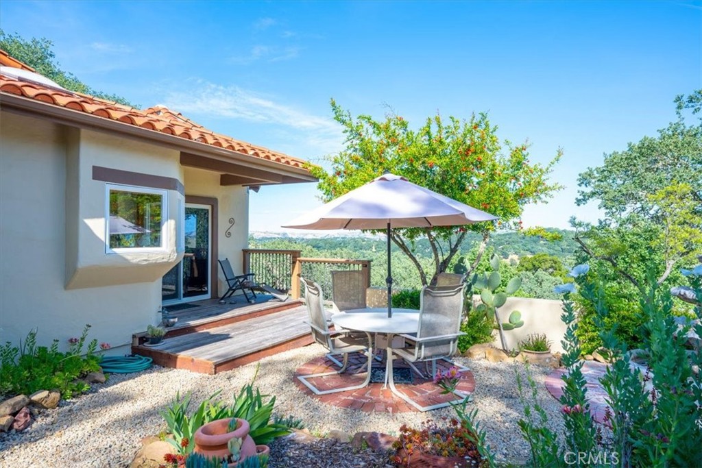 10662 Santa Ana Rd, Atascadero, CA 93422