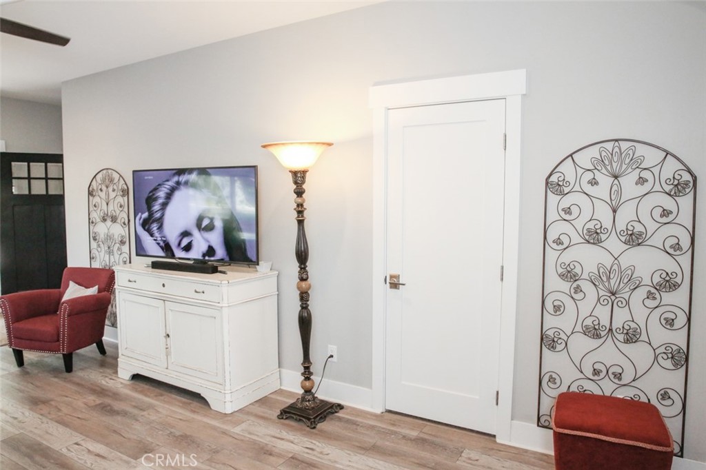 2806 Vine St, Paso Robles, CA 93446