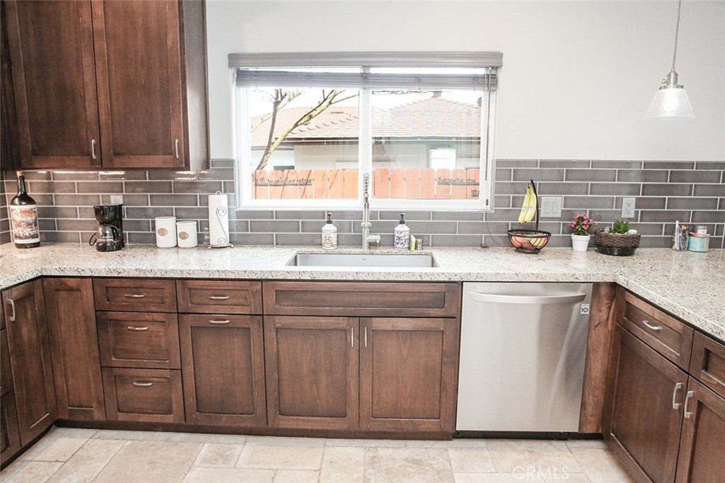 2806 Vine St, Paso Robles, CA 93446