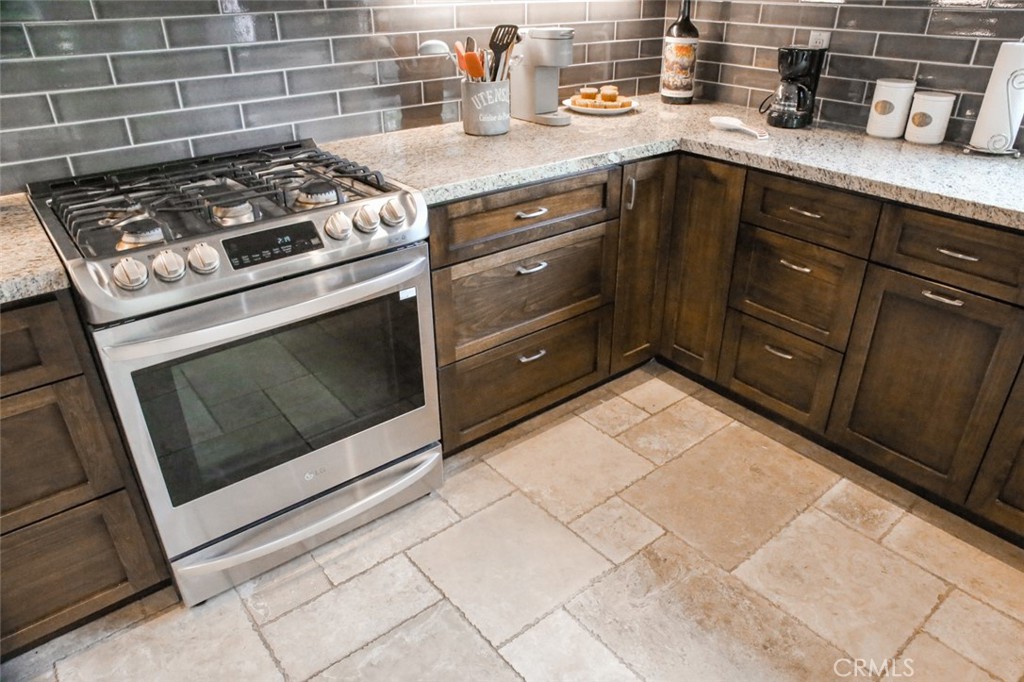 2806 Vine St, Paso Robles, CA 93446