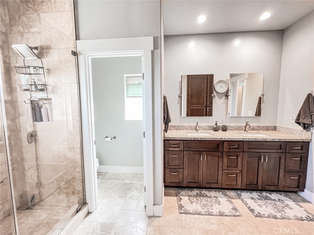 2806 Vine St, Paso Robles, CA 93446