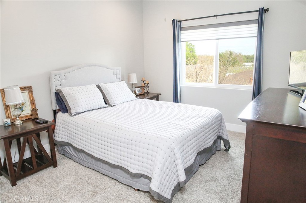 2806 Vine St, Paso Robles, CA 93446