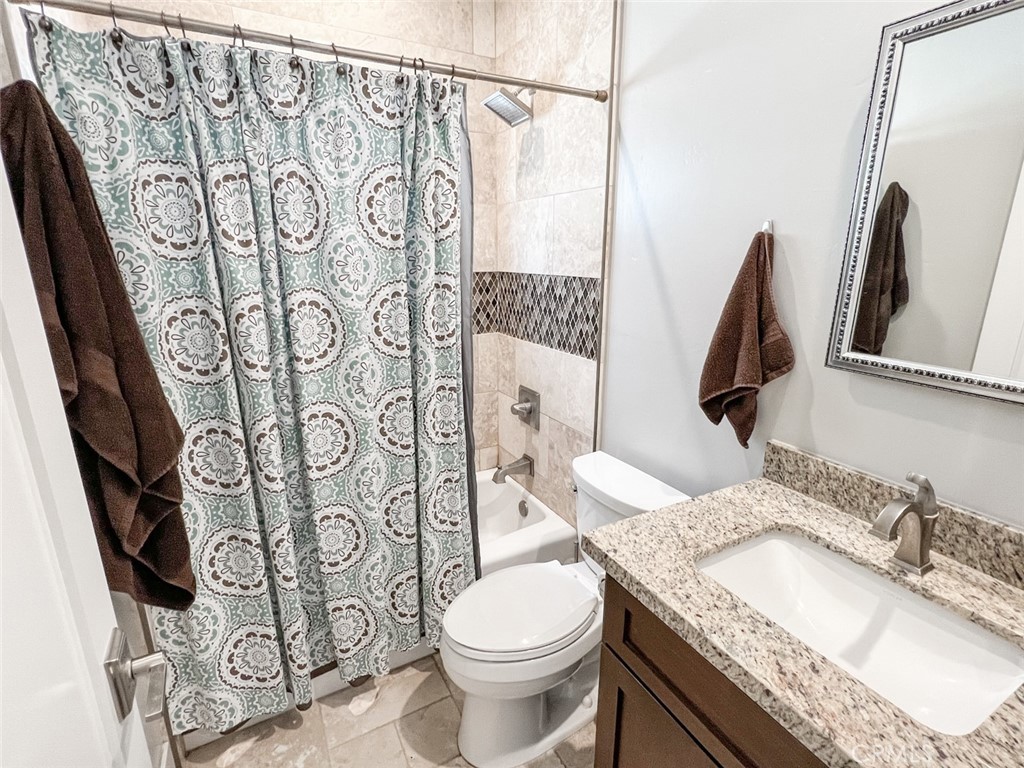 2806 Vine St, Paso Robles, CA 93446