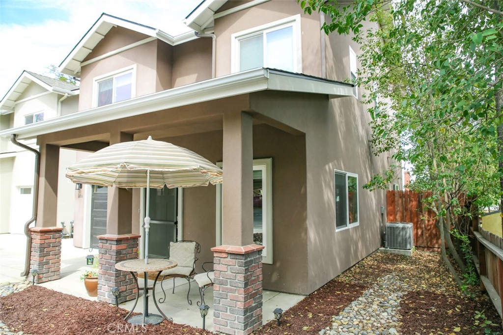 2806 Vine St, Paso Robles, CA 93446