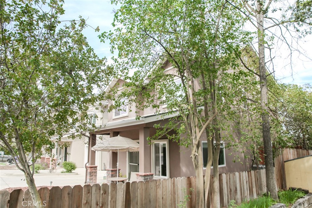 2806 Vine St, Paso Robles, CA 93446