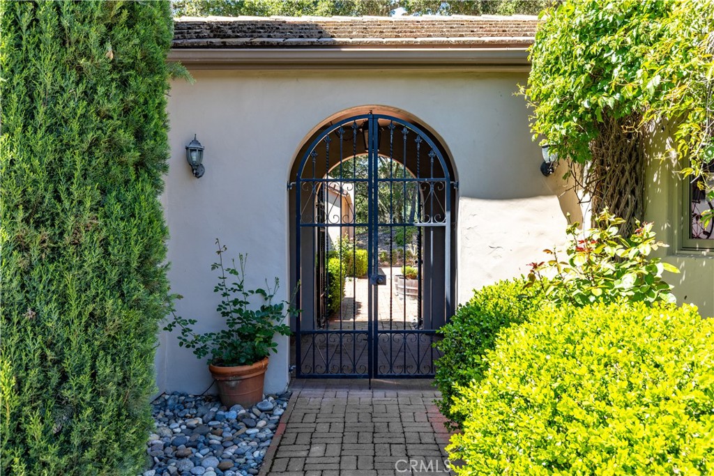 810 Dove Pond, Templeton, CA 93465