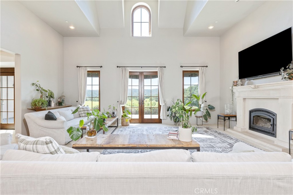 810 Dove Pond, Templeton, CA 93465