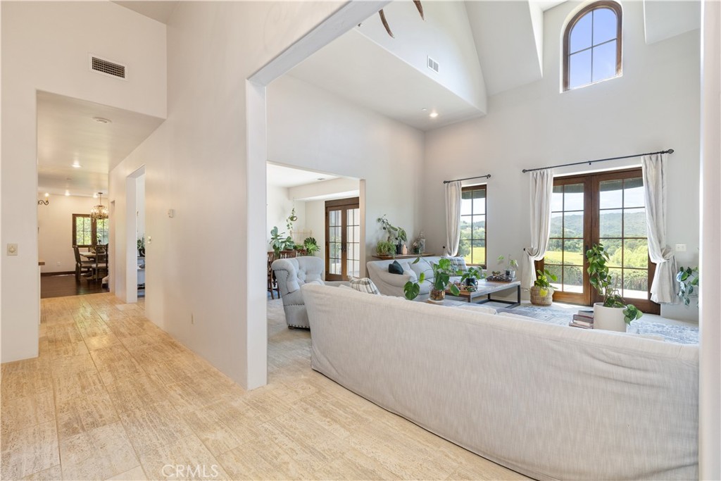 810 Dove Pond, Templeton, CA 93465