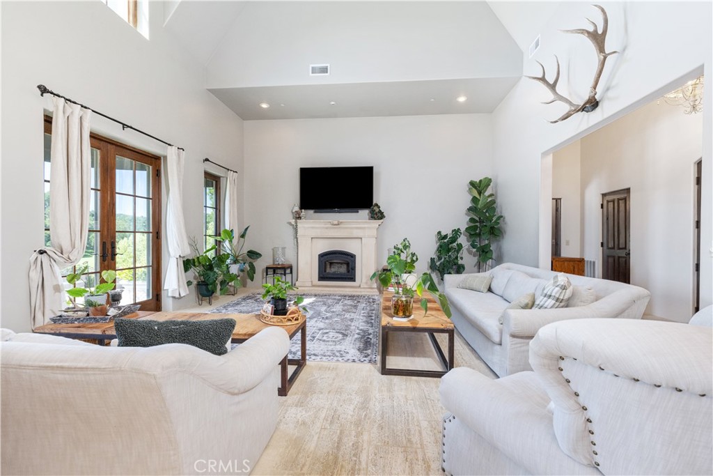 810 Dove Pond, Templeton, CA 93465