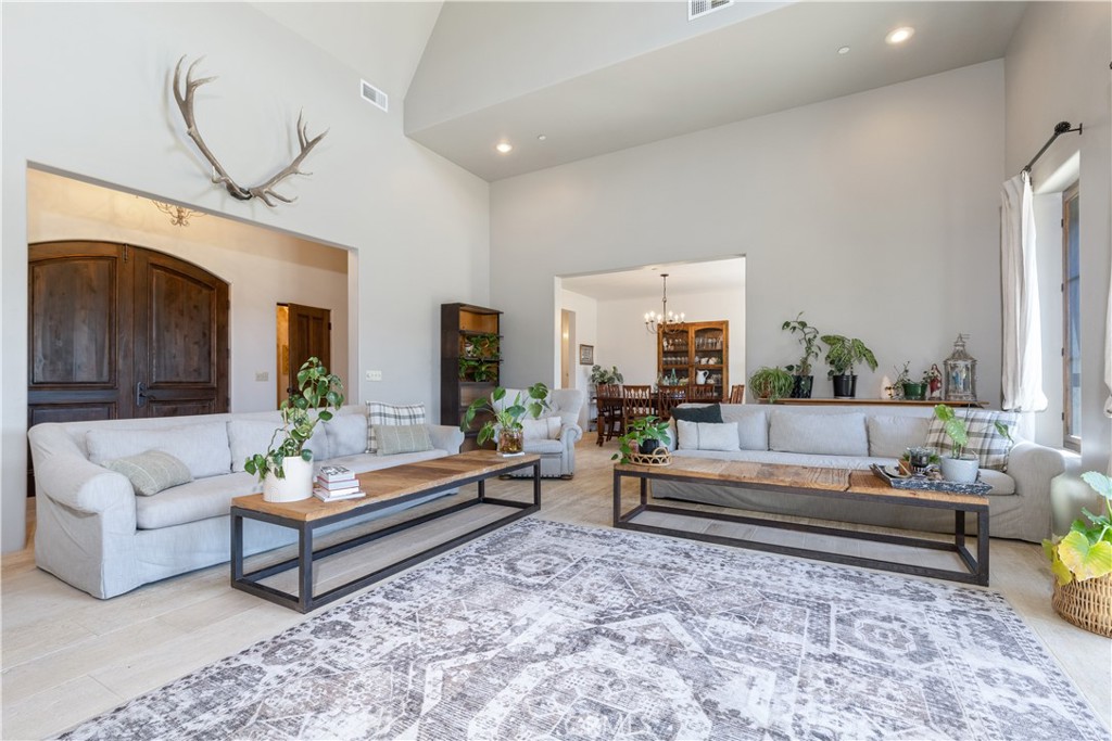 810 Dove Pond, Templeton, CA 93465