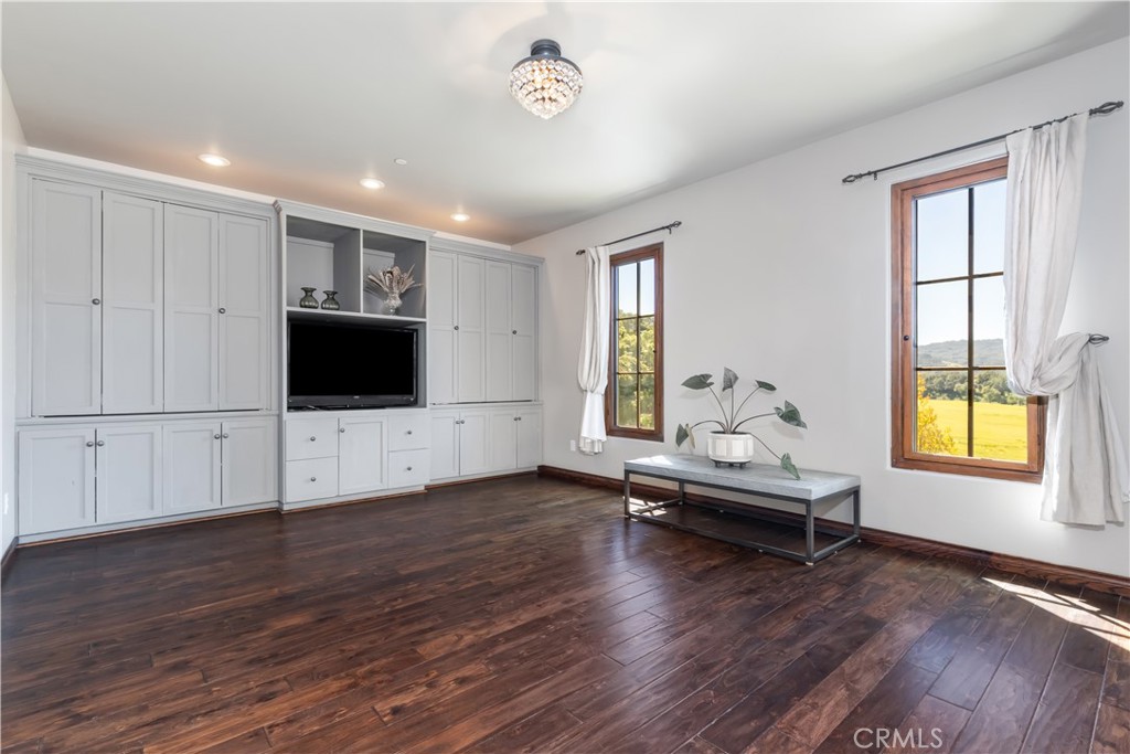 810 Dove Pond, Templeton, CA 93465