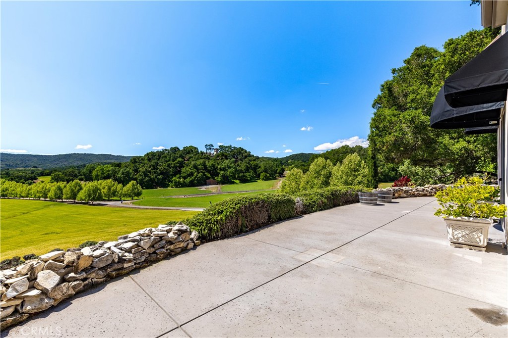 810 Dove Pond, Templeton, CA 93465