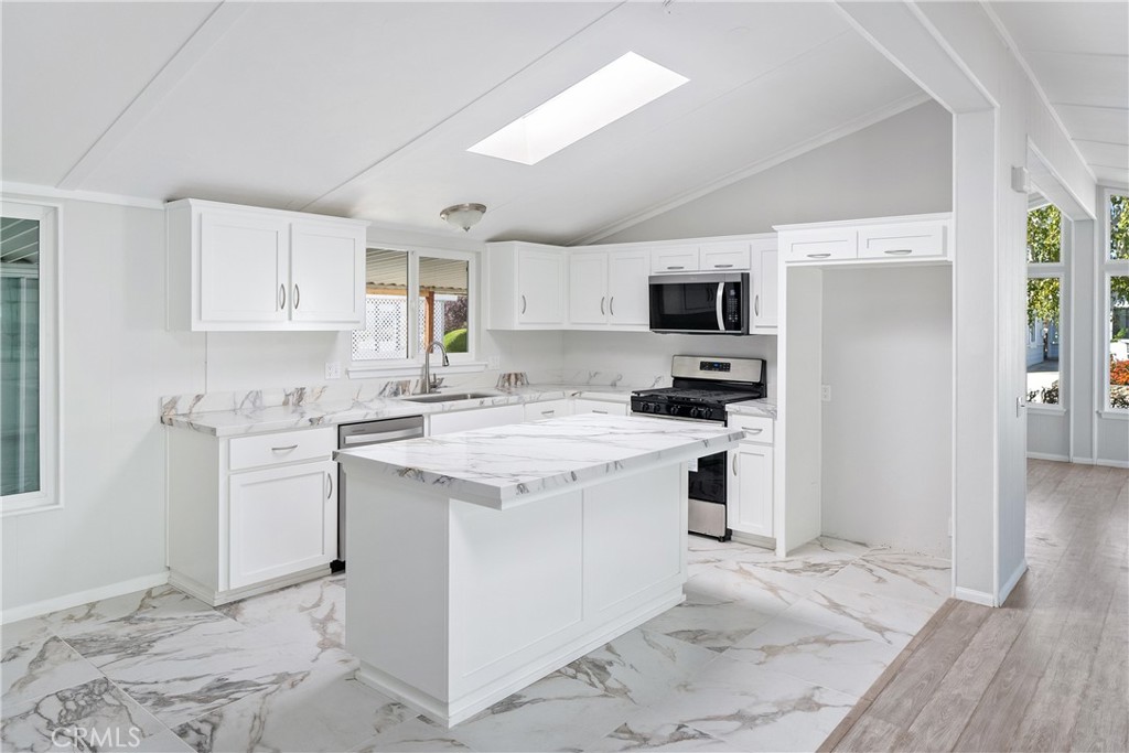 4 Dove Ct, Paso Robles, CA 93446