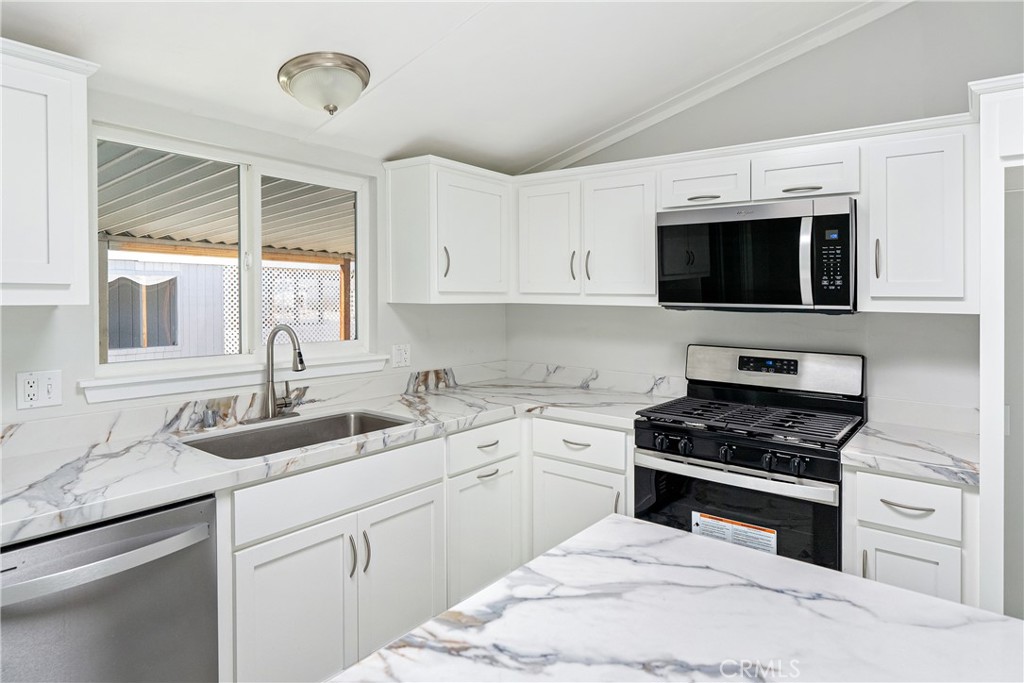 4 Dove Ct, Paso Robles, CA 93446