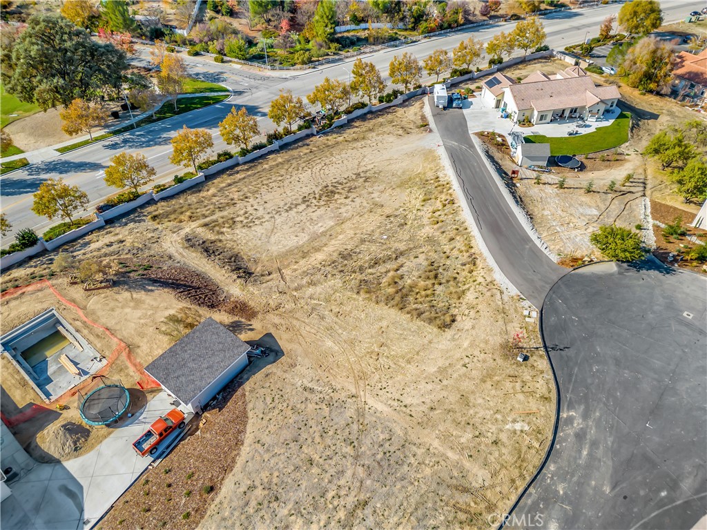 1225 Kapareil, Paso Robles, CA 93446
