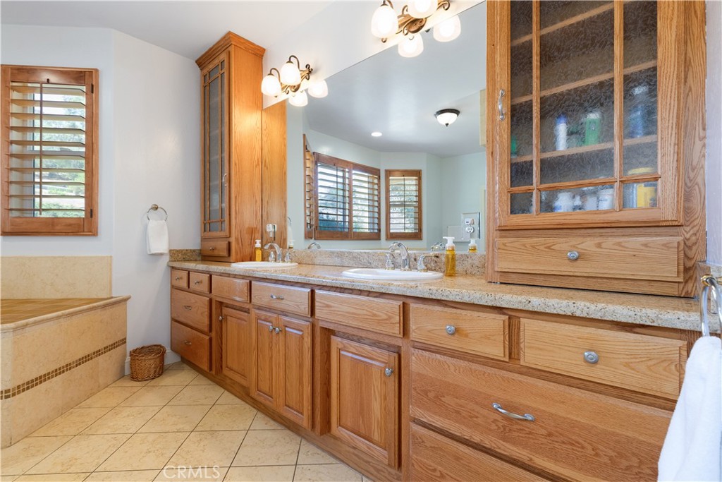 9914 Flyrod Dr, Paso Robles, CA 93446