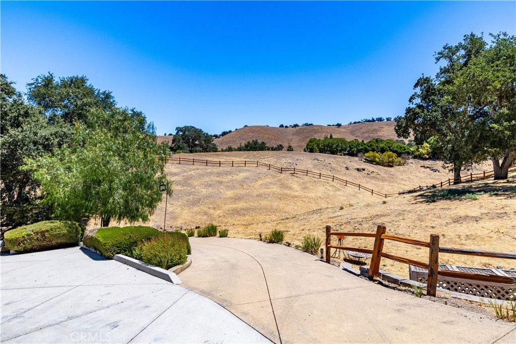 9914 Flyrod Dr, Paso Robles, CA 93446
