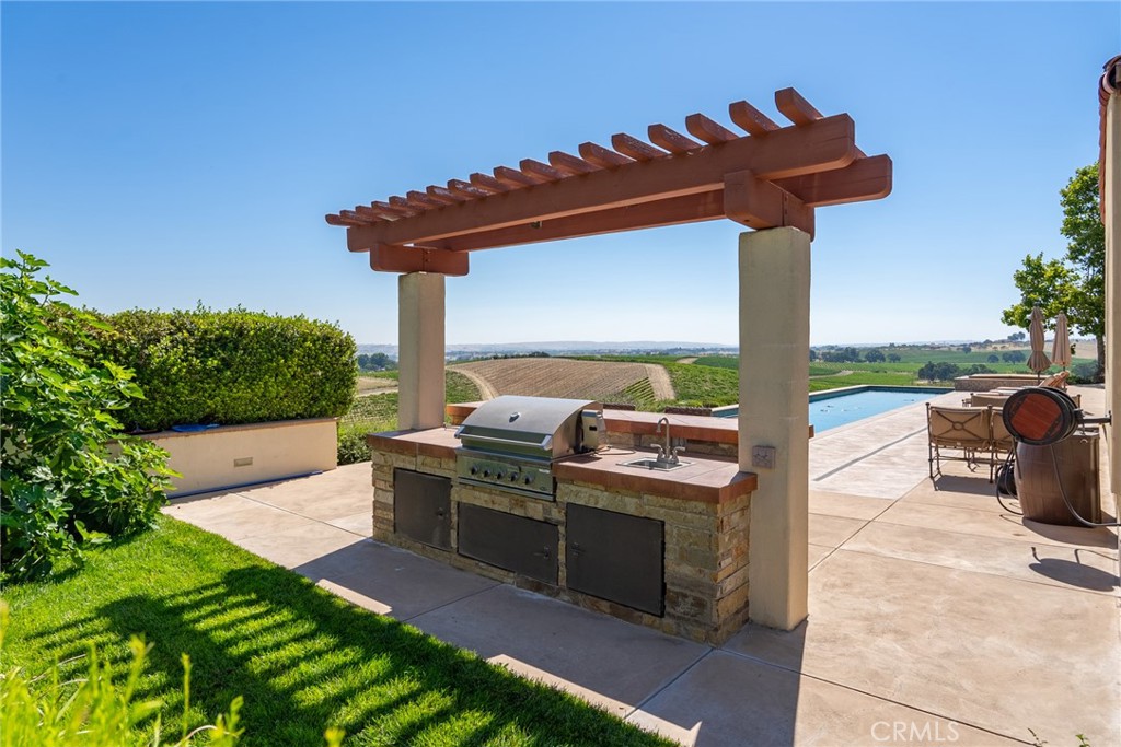 4550 Almond, Templeton, CA 93465