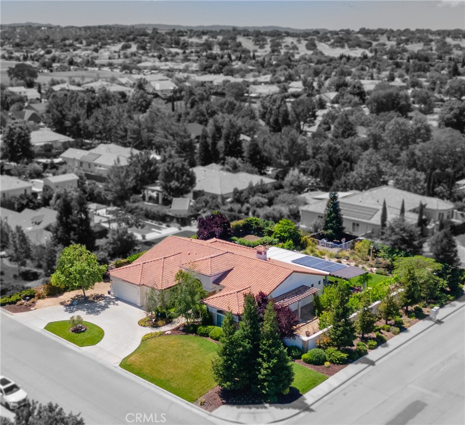 715 Oriole Way, Paso Robles, CA 93446