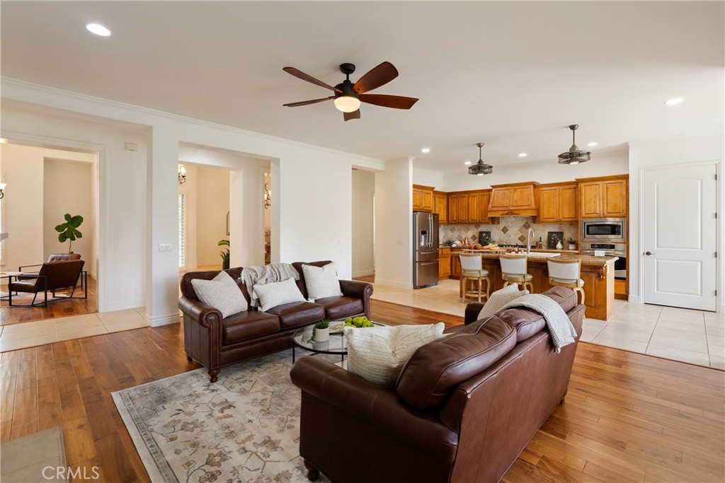 715 Oriole Way, Paso Robles, CA 93446