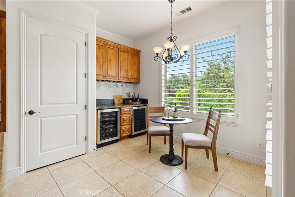 715 Oriole Way, Paso Robles, CA 93446