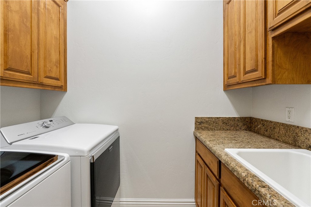 715 Oriole Way, Paso Robles, CA 93446