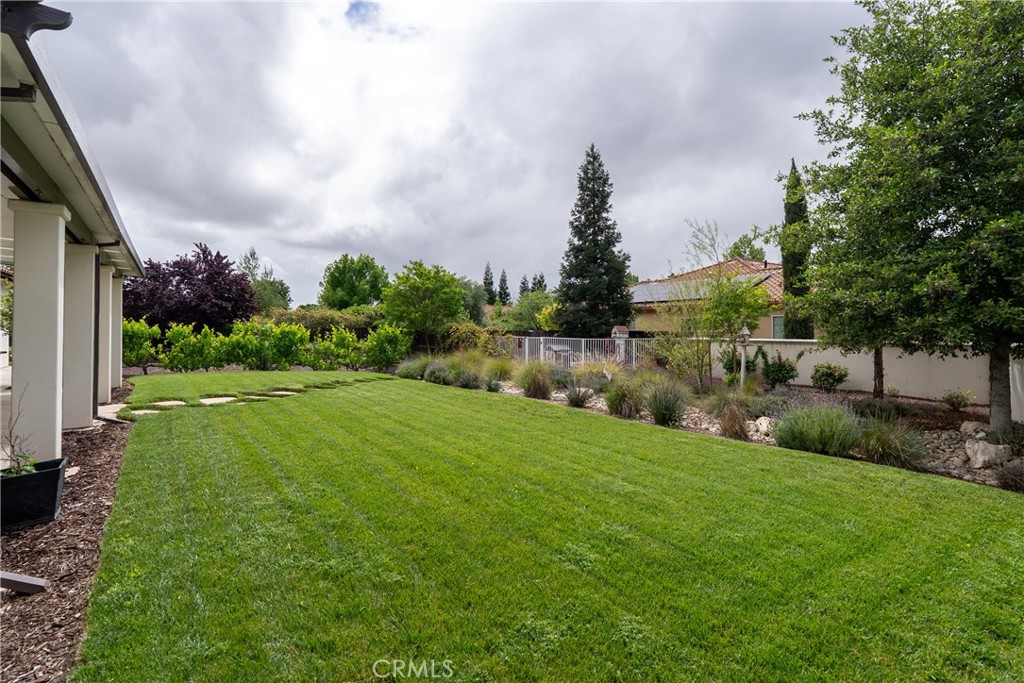 715 Oriole Way, Paso Robles, CA 93446