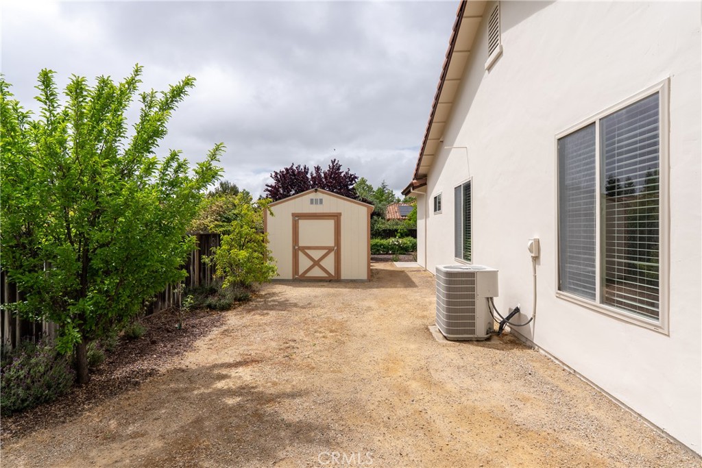 715 Oriole Way, Paso Robles, CA 93446