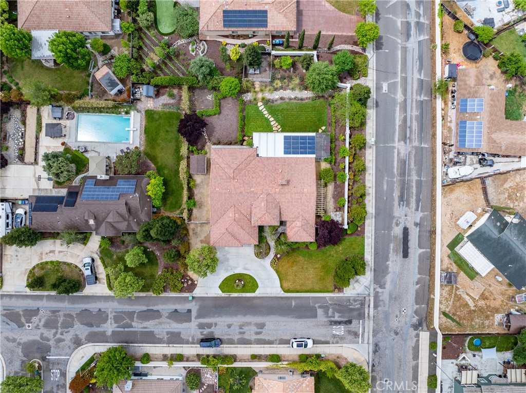 715 Oriole Way, Paso Robles, CA 93446