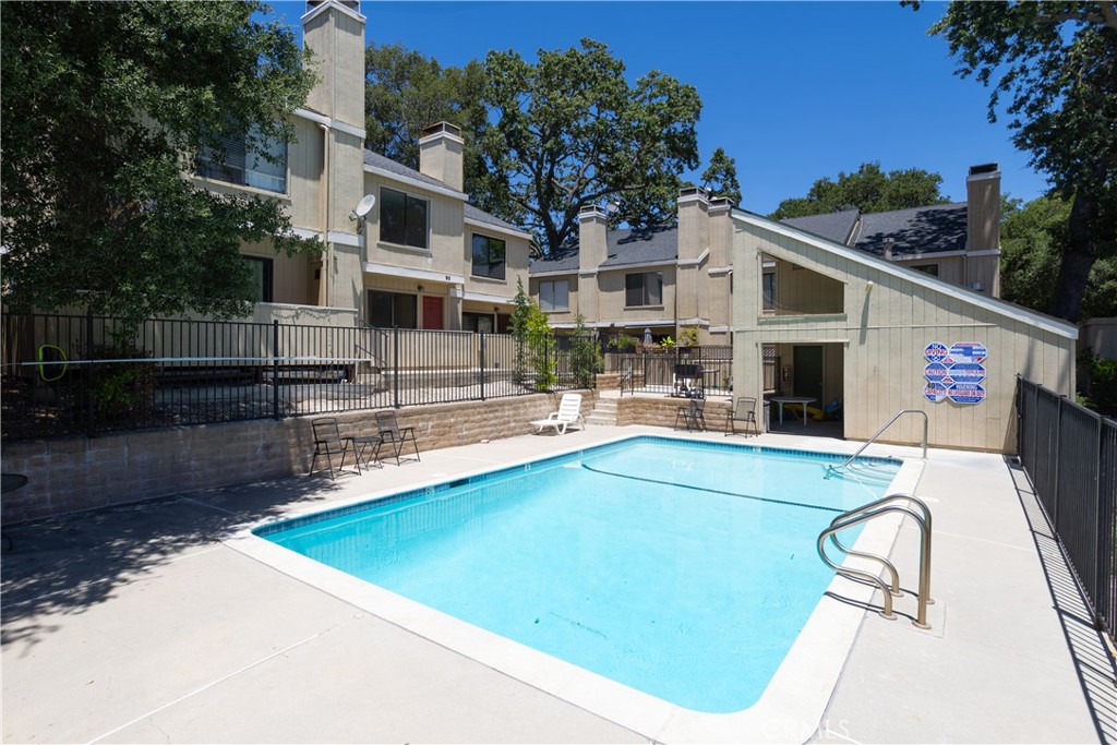 3750 El Camino Real, B2, Atascadero, CA 93422