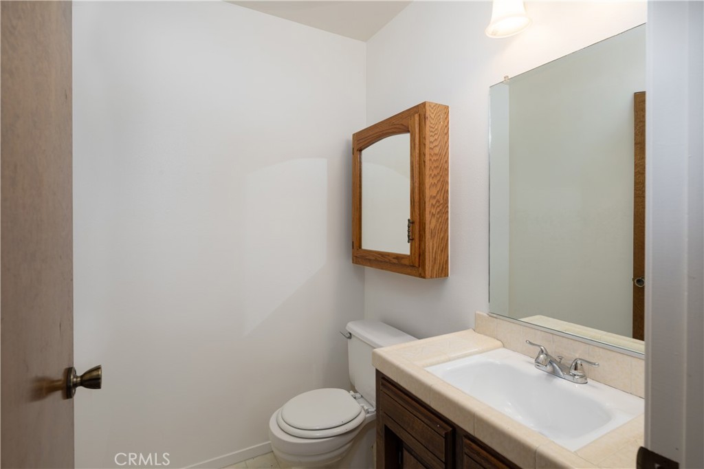 3750 El Camino Real, B2, Atascadero, CA 93422
