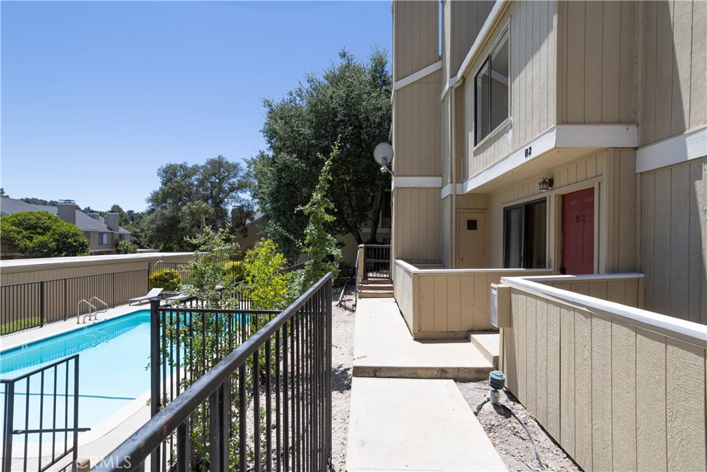 3750 El Camino Real, B2, Atascadero, CA 93422