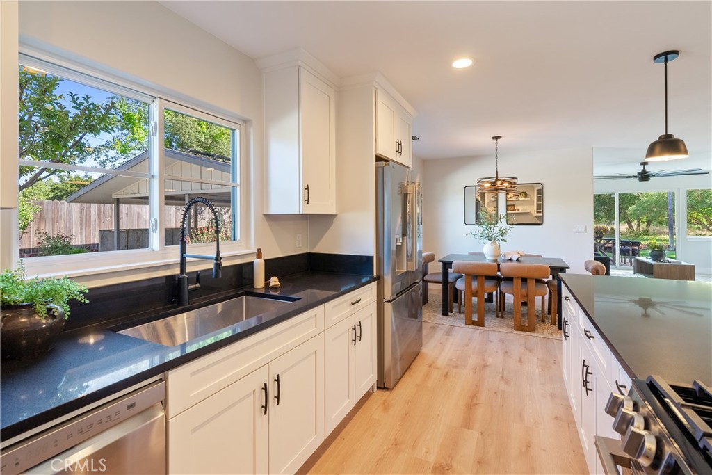 7900 Portola, Atascadero, CA 93422