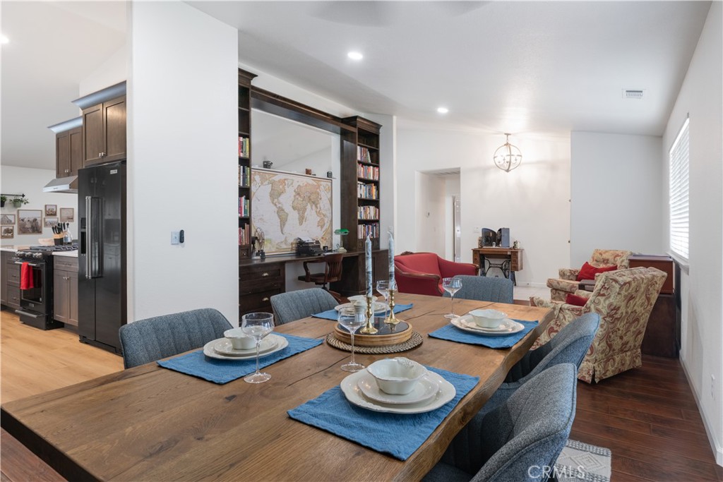 192 Cardinal Way, Paso Robles, CA 93446