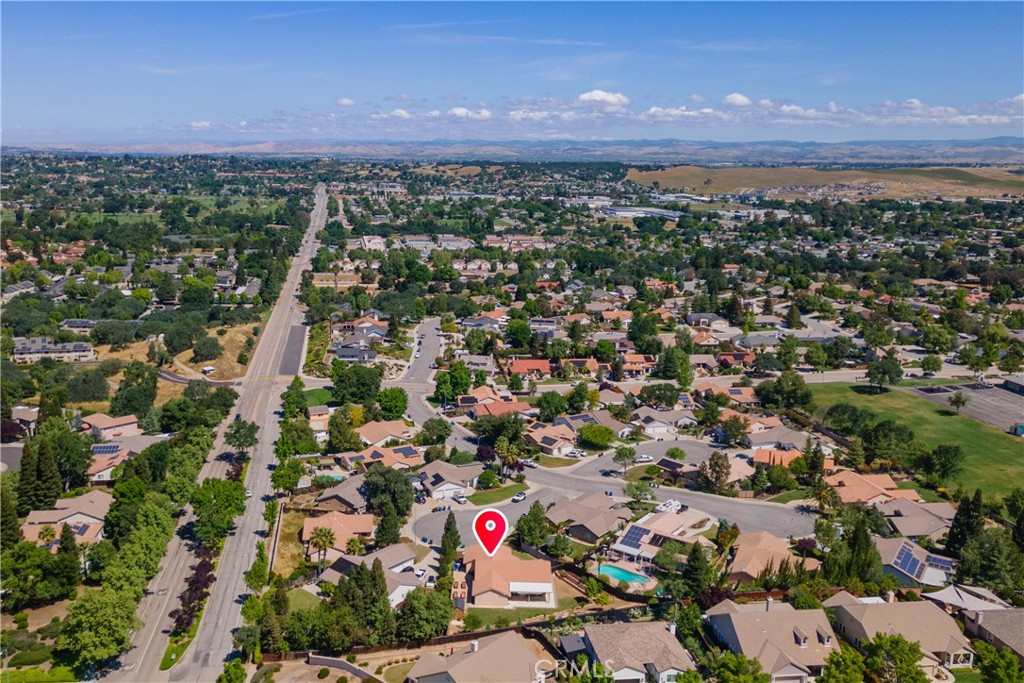 192 Cardinal Way, Paso Robles, CA 93446